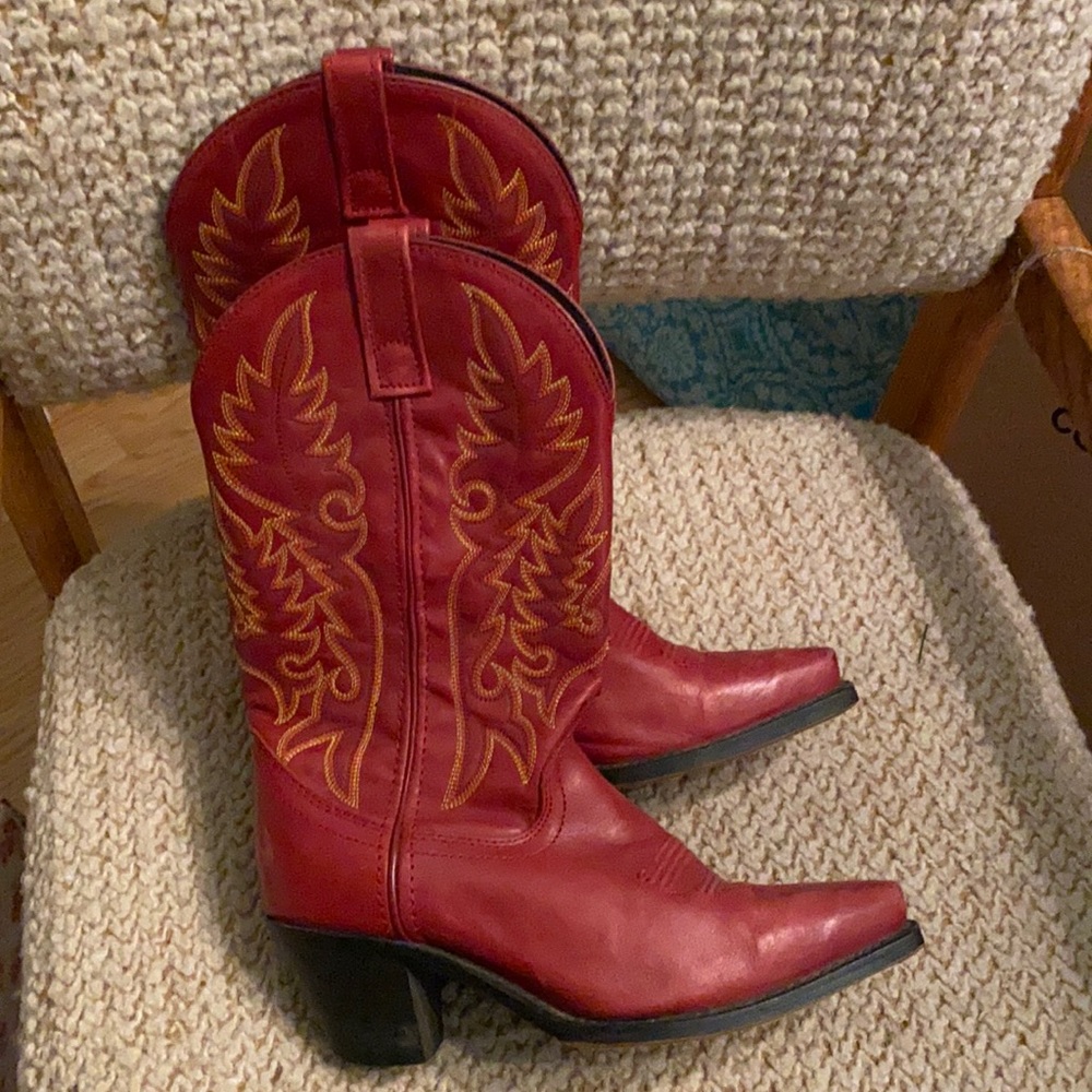 Red cowgirl boots